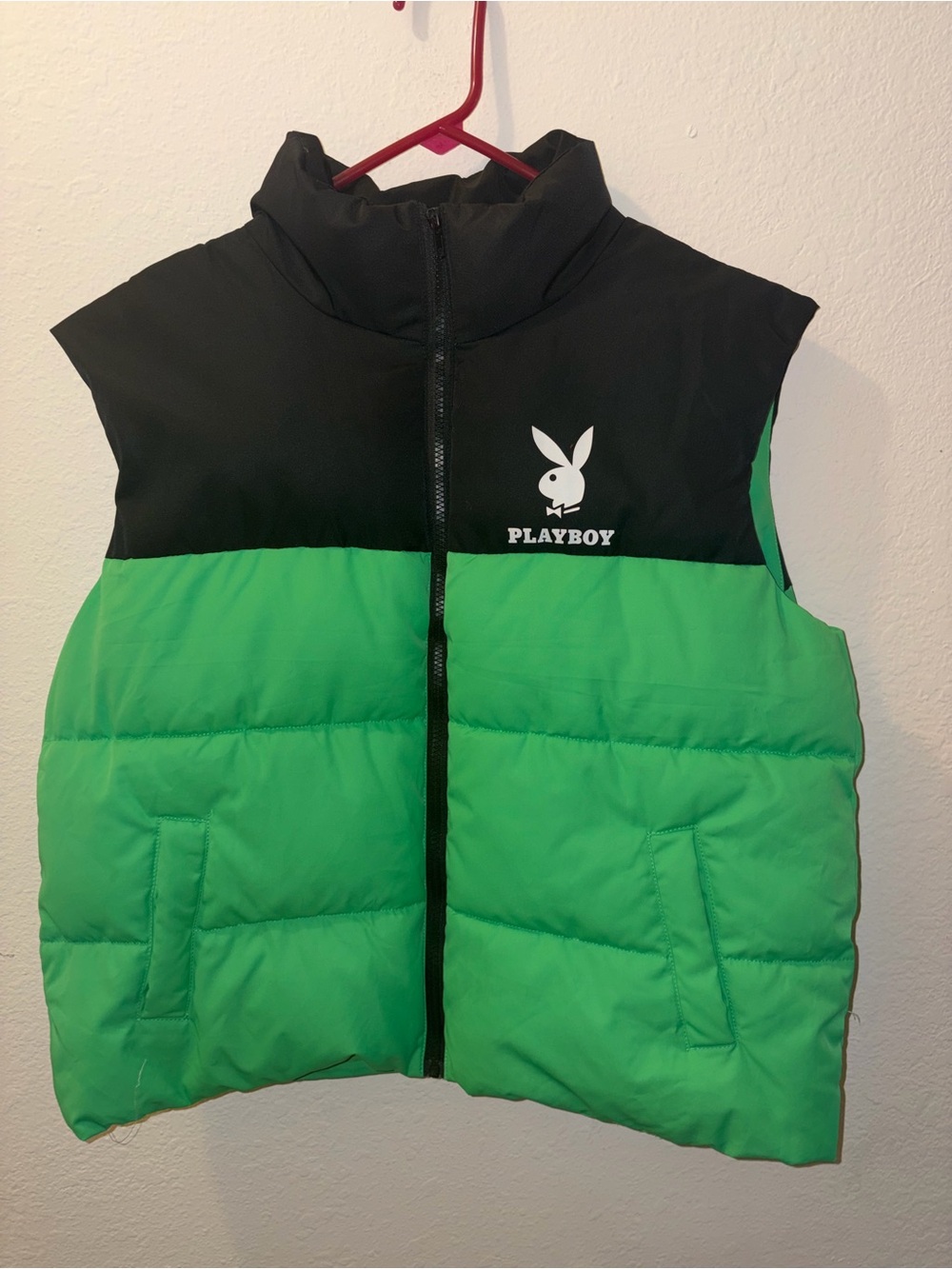 Womens Black/Green/White Playboy x Missguided Puffer Vest sz 4